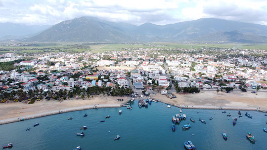 Tăng đất ở đô thị và khu công nghiệp 3